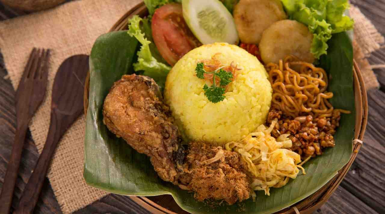 Kisah di Balik Nasi Kuning dan Resep Andalan di Acara Spesial