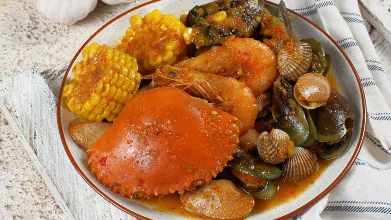 Kerang Saus Padang, Menu Seafood yang Menggugah Selera