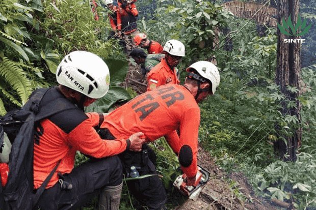 Respons dan Penanganan Pemerintah Longsor di Pandan Arum