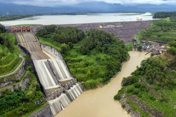 Pesona Wisata Waduk Mrican yang Tenang dan Menyegarkan