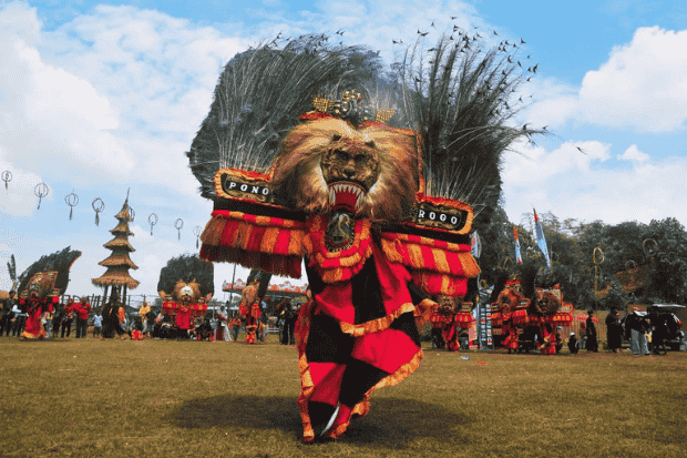 Tantangan dan Adaptasi Komunitas Reog