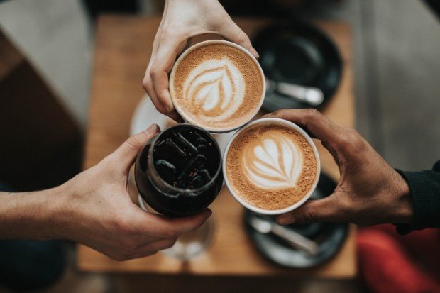 Manfaat kopi hitam untuk aktivitas harian yang sering dinikmati banyak orang untuk menemani kerja, belajar, dan waktu santai.
