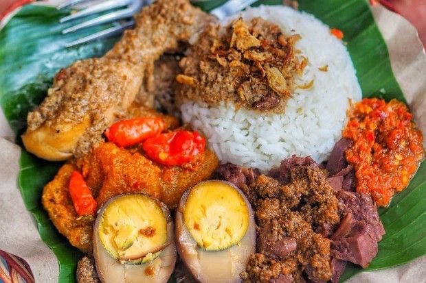 Kandungan gizi nasi gudeg dalam satu porsi