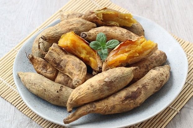 Ubi Cilembu panggang dengan rasa manis alami