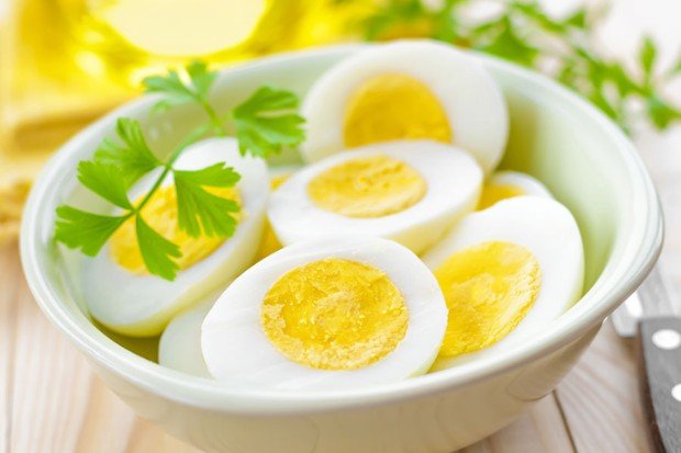 Perbedaan nutrisi putih dan kuning telur