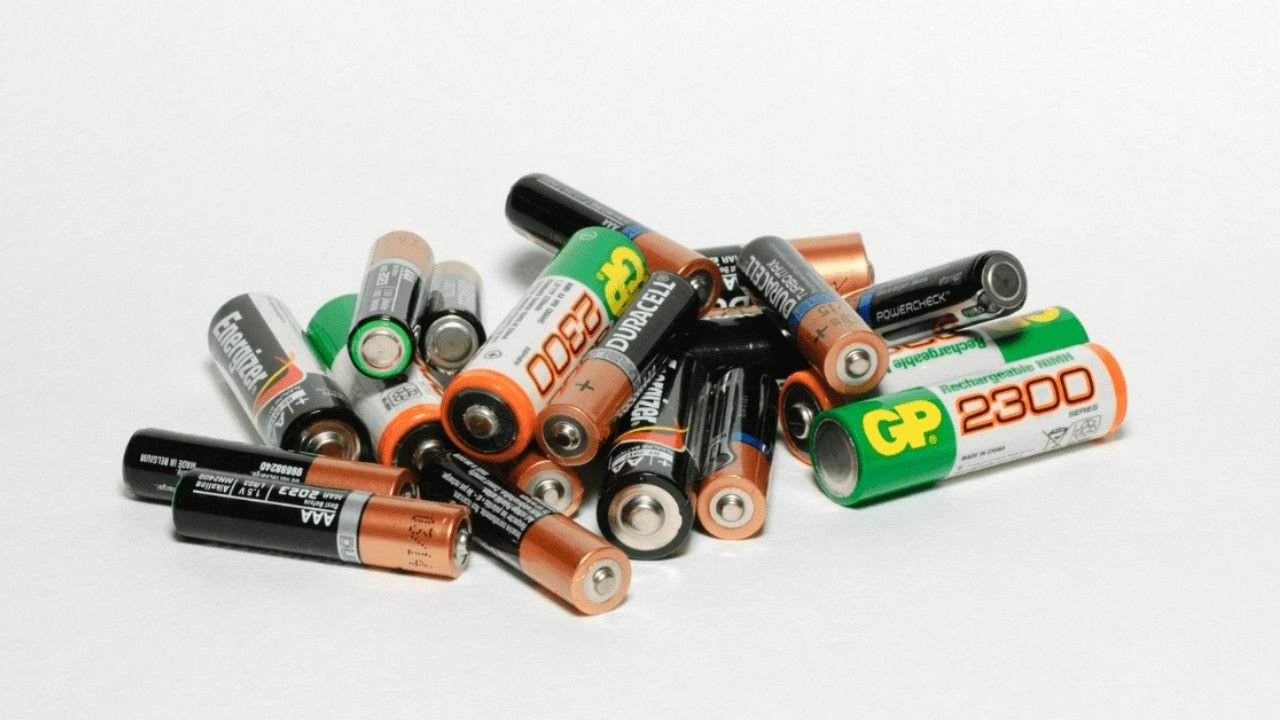 Batu baterai berbagai ukuran untuk kebutuhan perangkat elektronik