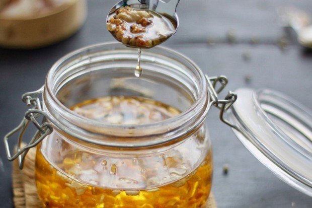 Cara membuat minyak bawang sederhana di rumah