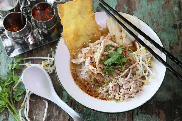 Minyak bawang sebagai pelengkap mie, nasi, dan tumisan
