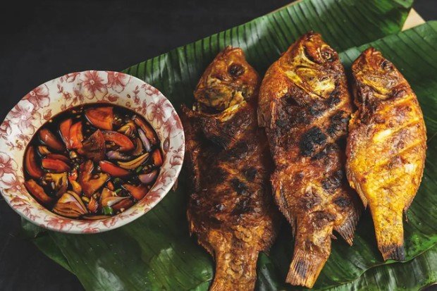 Tips memanggang ikan nila agar matang secara merata